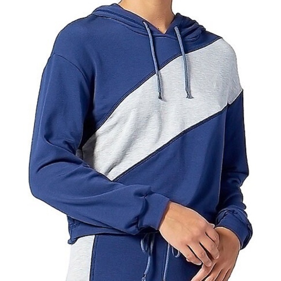 Vimmia Soothe Boxy Hoodie - Picture 2 of 5